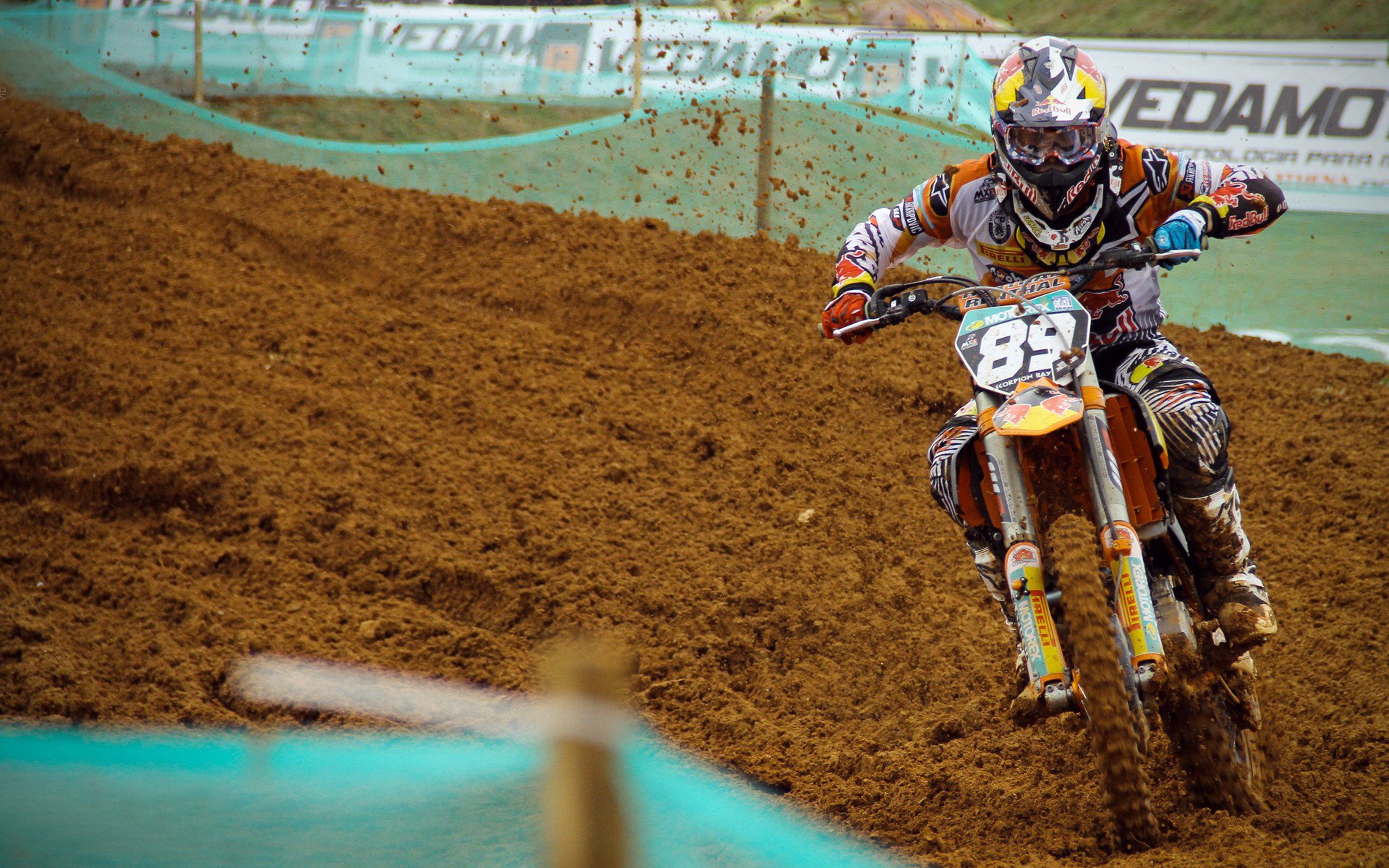 世界排球锦标赛女排卫冕之路波折不断，世界排球联赛女排