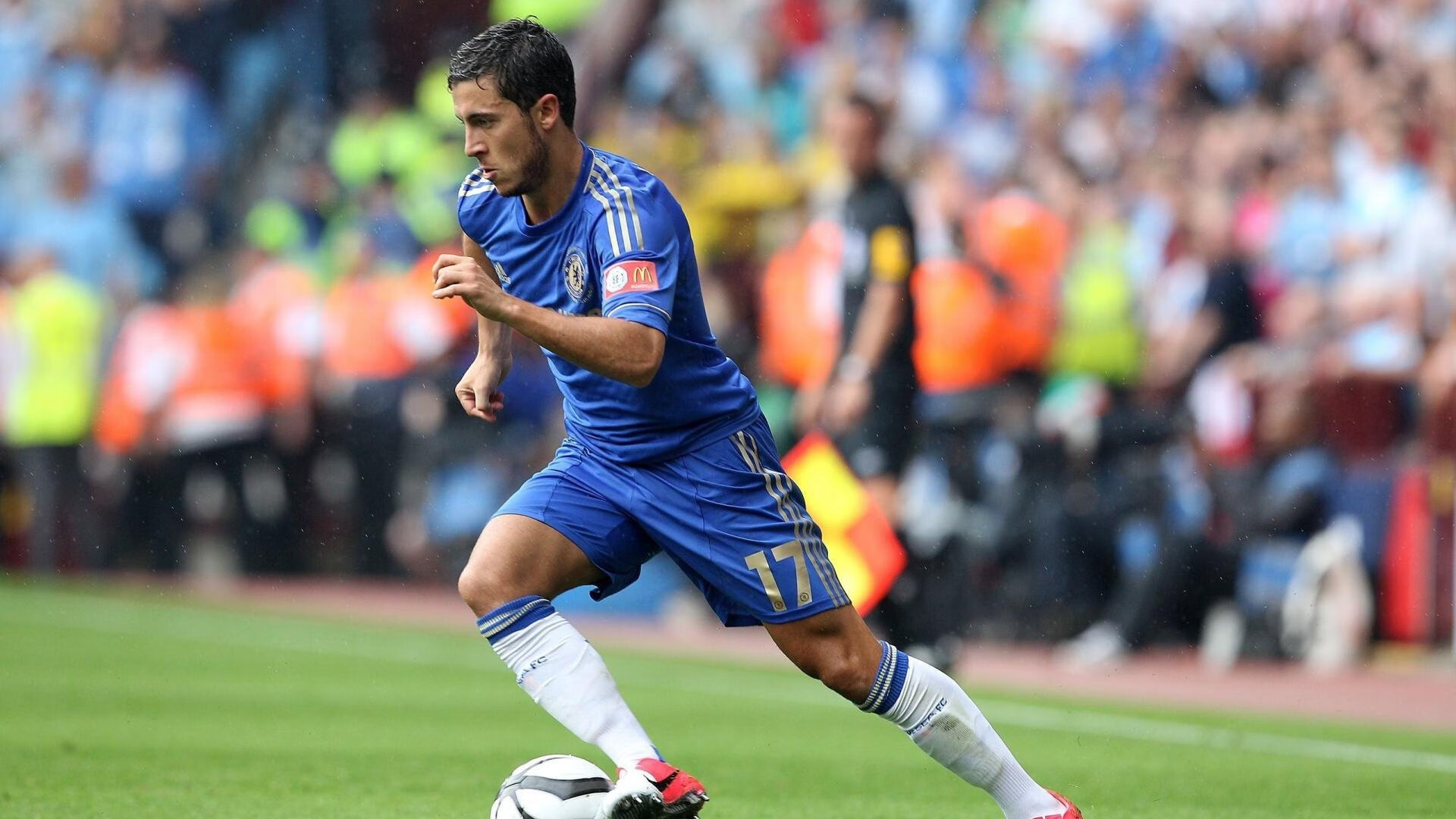 中国篮球正在走向更加辉煌的未来，谈谈中国篮球目前现状及未来发展走向